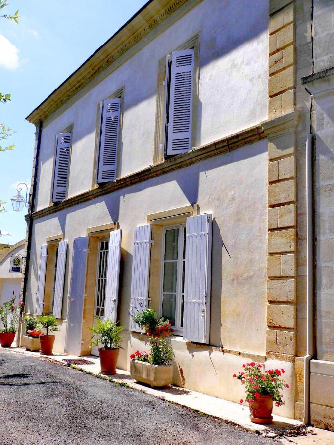 Au Bord De L'Eau Bed & Breakfast Pessac-sur-Dordogne Exterior photo